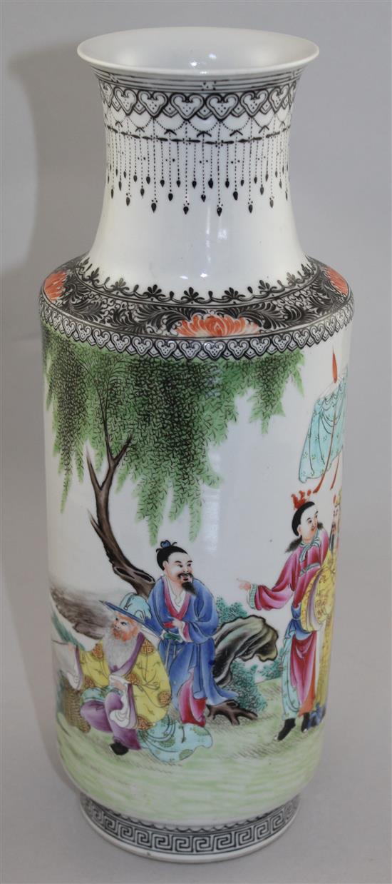 A Chinese famille rose cylindrical vase, Republic period, 25cm